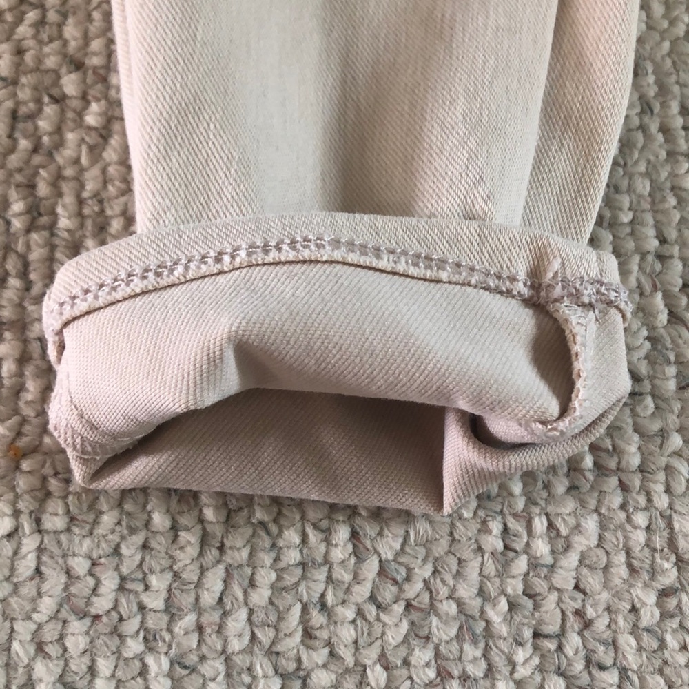 Time and Tru Cream Leggings High-Waisted Capris - Picture 8 of 9